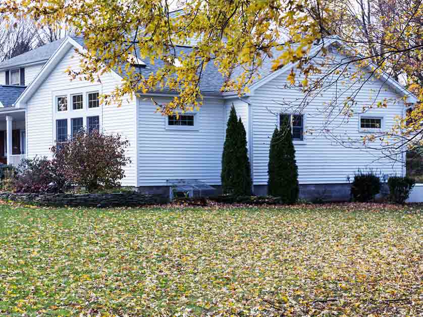 benefits-of-replacing-your-home-s-siding-in-the-fall